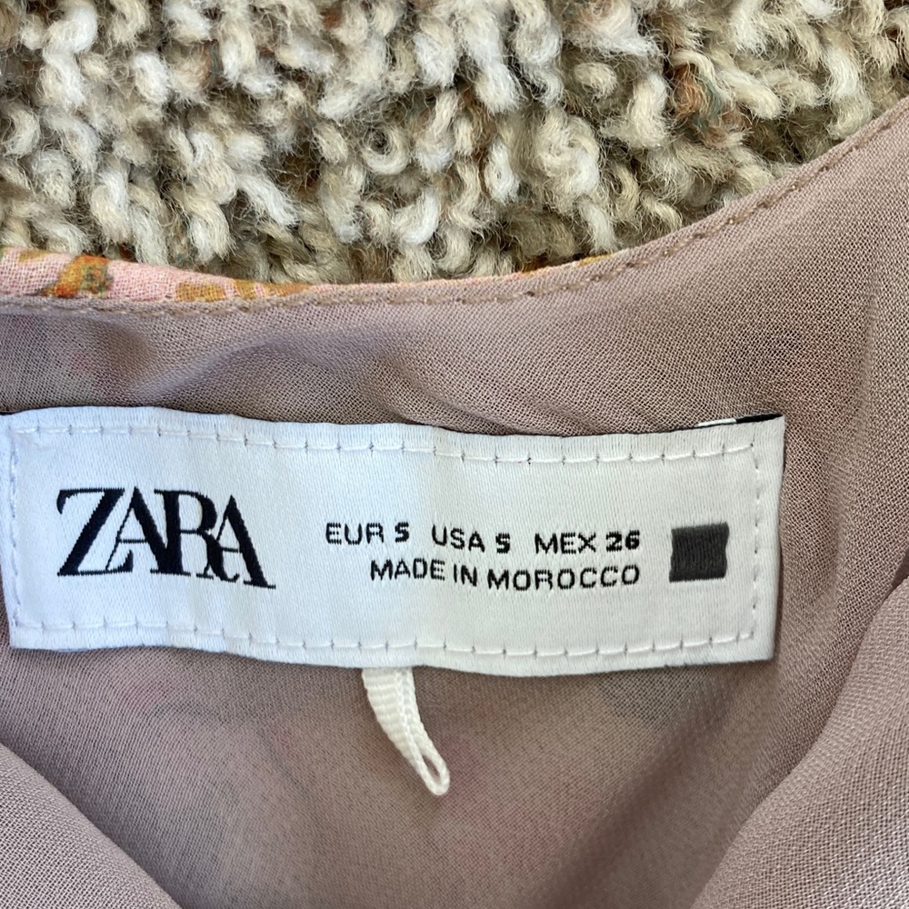 Zara Pink and Beige Garment - Picture 2 of 3